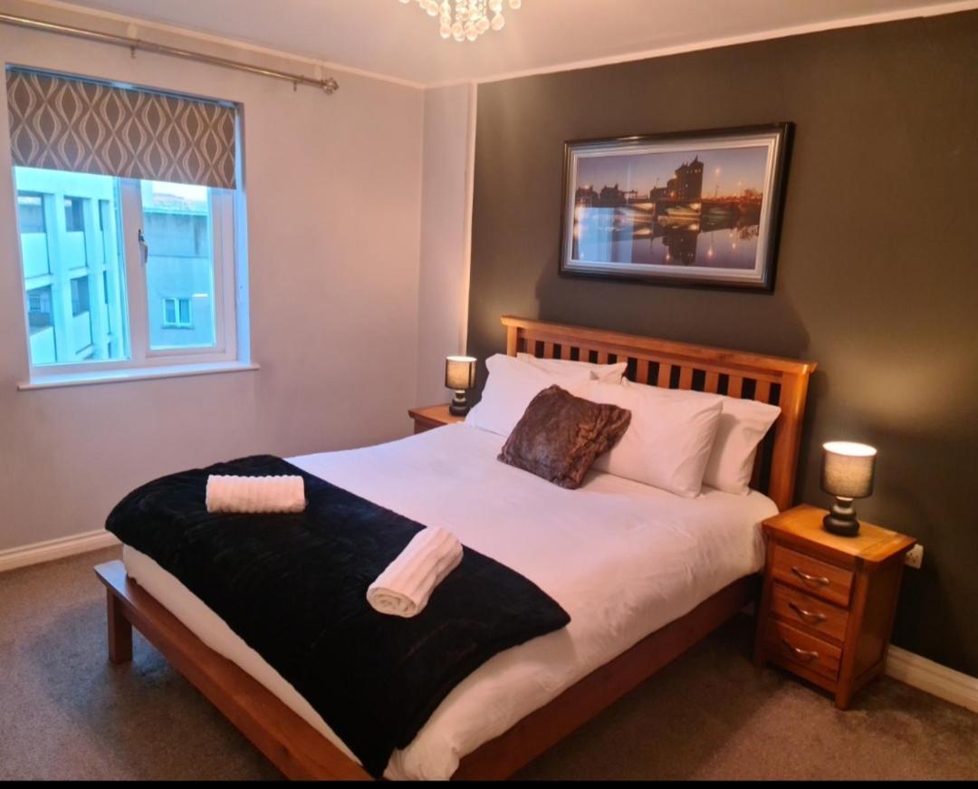 City Centre Top Floor Apartment In Belfast City Centre Exteriör bild