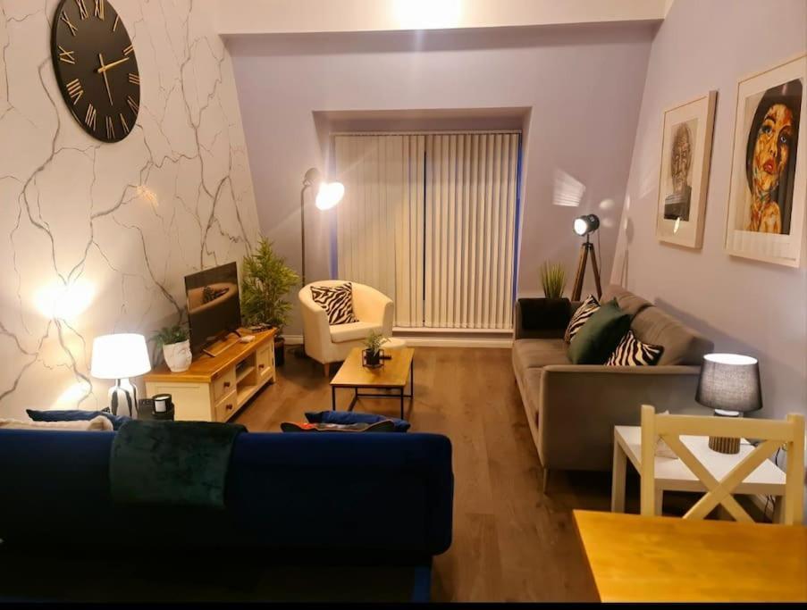 City Centre Top Floor Apartment In Belfast City Centre Exteriör bild
