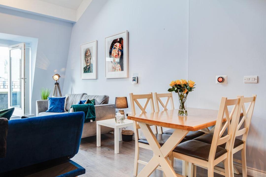 City Centre Top Floor Apartment In Belfast City Centre Exteriör bild