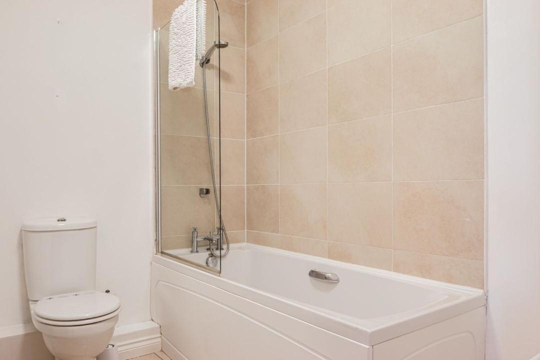 City Centre Top Floor Apartment In Belfast City Centre Exteriör bild